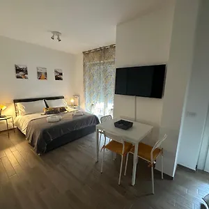 https://lavi-home-parco-leonardo.it-romehotels.com